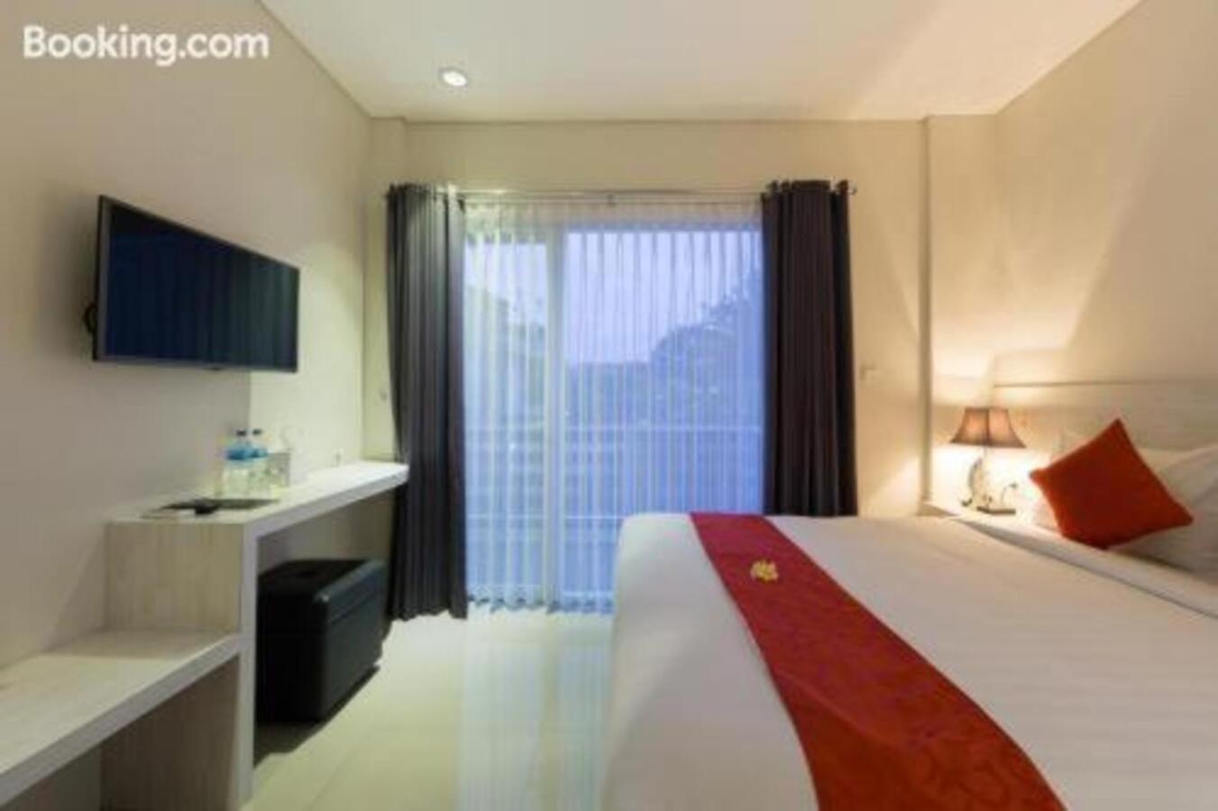 The Rinaya Canggu By Ecommerceloka Extérieur photo